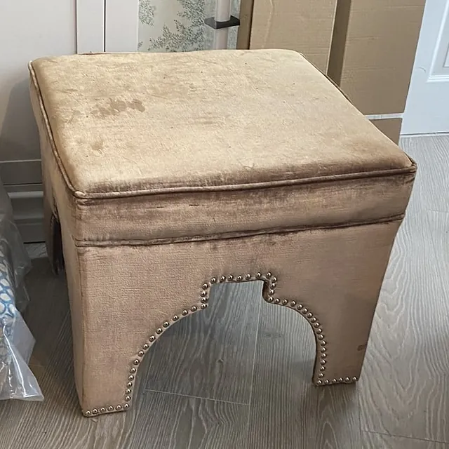 footstool reupholstery